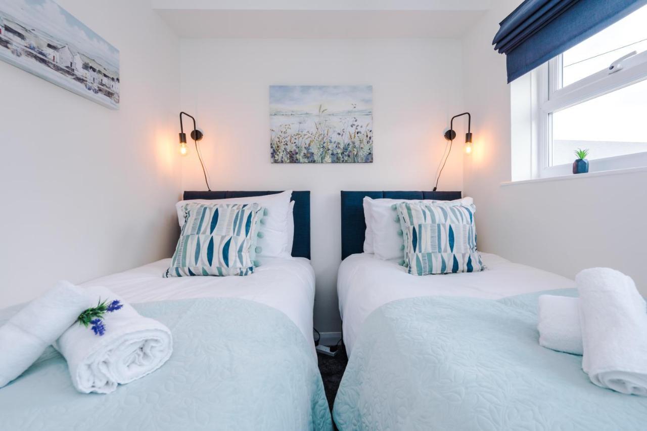 Bright 2-Bed Cottage In Chester By 53 Degrees Property, Ideal For Couples & Small Groups, City Centre - Sleeps 6 Exterior foto